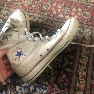 Pre-loved Hightop White Converse